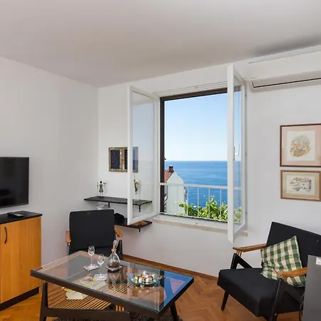 Apartment Nana *
